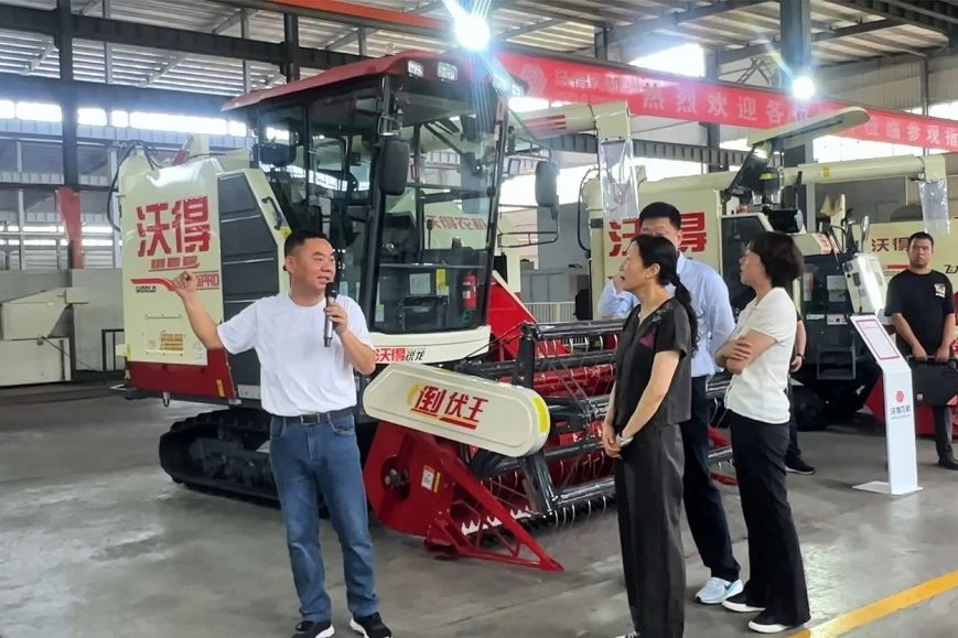 鎮(zhèn)江市委副書(shū)記蒞臨沃得農(nóng)機(jī)調(diào)研：聚焦農(nóng)機(jī)裝備高質(zhì)量發(fā)展