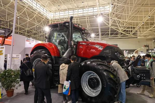 十堰召开秋冬农业生产暨社会化服务现场会 提高农机社会化服务水平